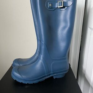 Chic Blue Buckle Rain Boots